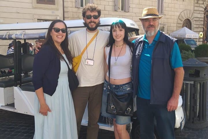 Rome Highlights by Golf Cart: Private 2.5-Hour City Sightseeing Tour photo 6