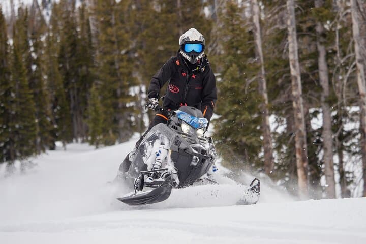 Private Beginner Snowmobile Backcountry Adventure in Steamboat Springs photo 5