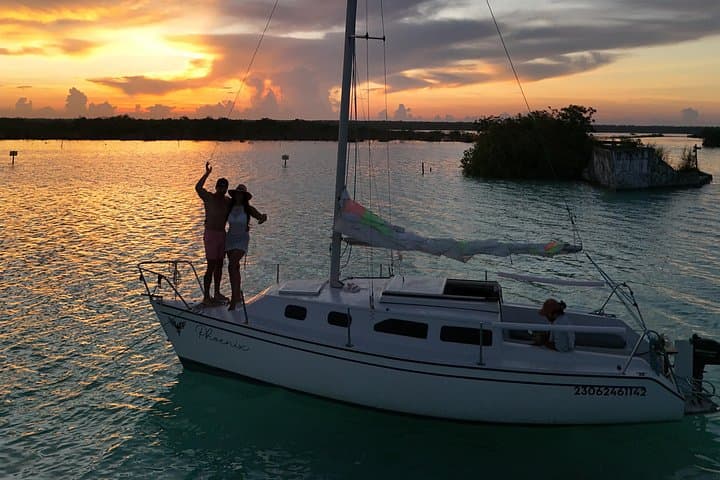 Private Bacalar Sailing Tour: Open-Bar Lagoon Cruise & Cenote Snorkeling photo 5