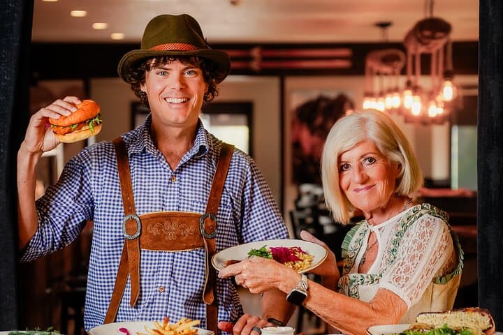 A Bite of Bavaria: Leavenworth Lunch & History Walking Tour