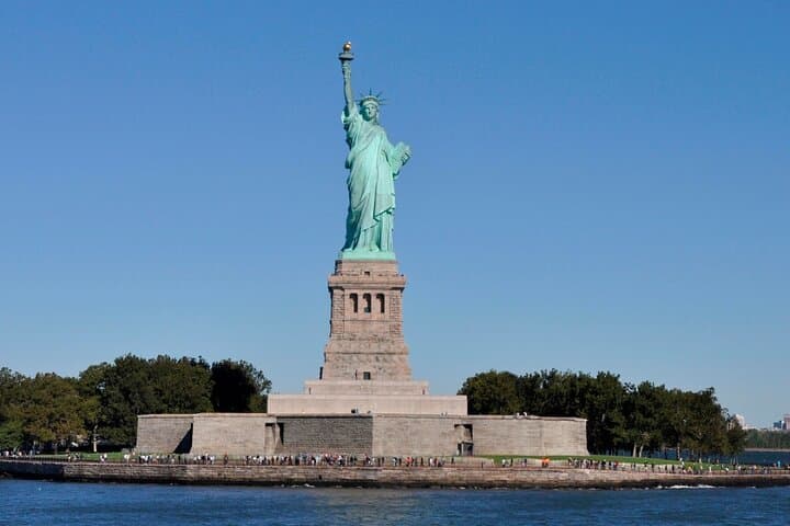 Statue of Liberty Family Ferry & RECESS! Interactive Play Adventure