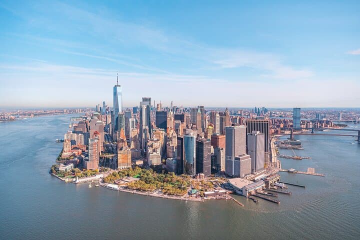 Ultimate Manhattan Helicopter Tour — 17–20 Minute NYC Aerial Sightseeing photo 3