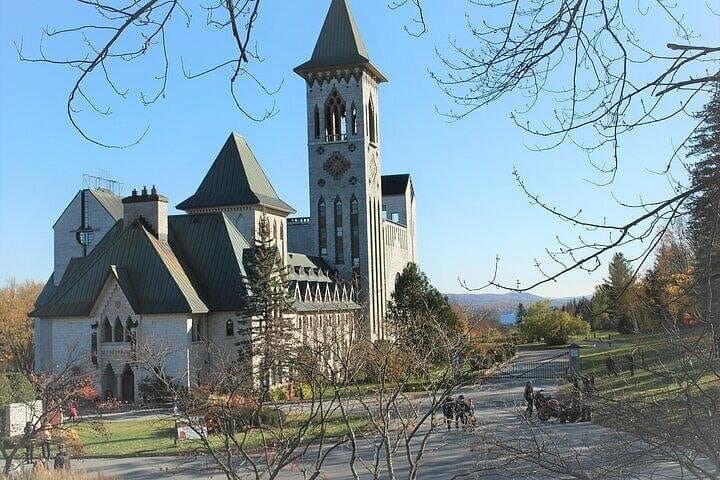 Inside Quebec's Eastern Townships: Private Day Trip to Lakes, Villages & the Border Library photo 2