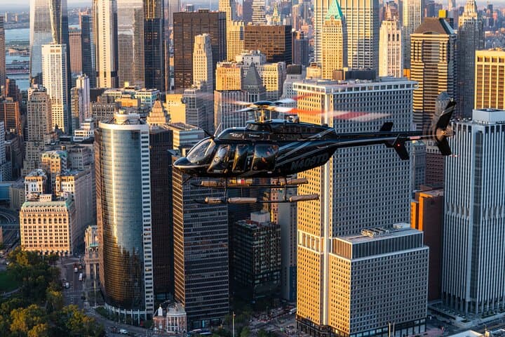 Fall Foliage Helicopter Tour: Manhattan Skyline, Hudson & Palisades from Linden