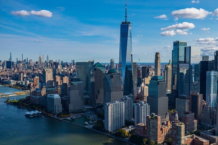 Ultimate Manhattan Helicopter Tour — 17–20 Minute NYC Aerial Sightseeing photo 4