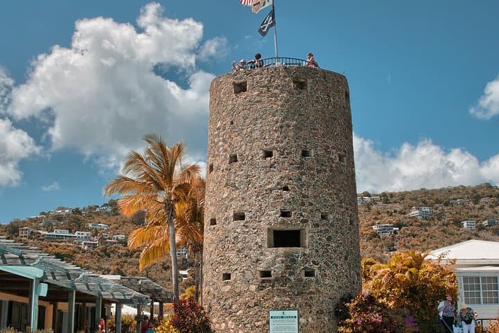 Private 2-Hour St. Thomas Limousine Tour: Mountain Top, Drake's Seat & Magens Bay photo 3