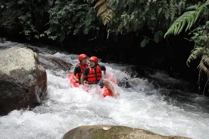 Bali River Cave Tubing in Ubud: Pakerisan Cave & Jungle Tubing Experience photo 4