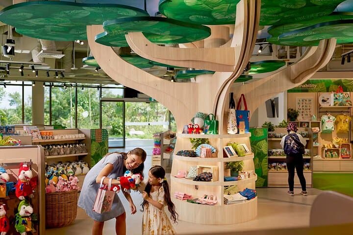 Bird Paradise Singapore: Insider Guide to the Mandai Aviary Experience photo 3