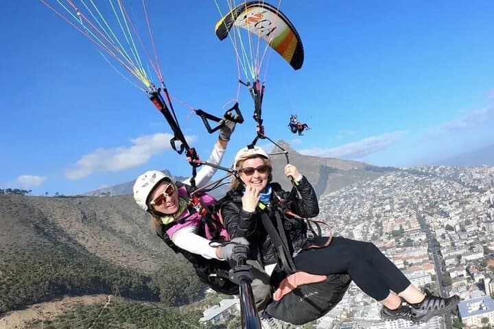 Tandem Paragliding Over Cape Town: Table Mountain & Atlantic Views (Hotel Pickup) photo 2