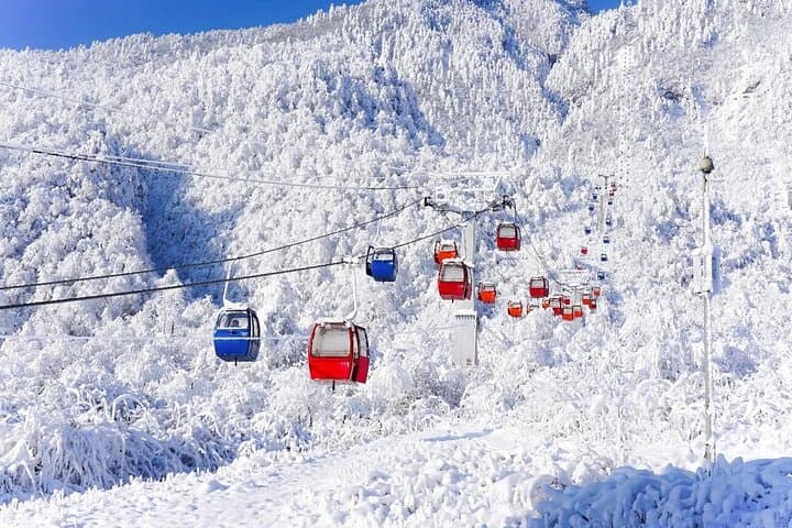 Xiling Snow Mountain Private Tour — Chengdu Day Trip to Skiing, Cloud Seas & Yin-Yang Boundary photo 2