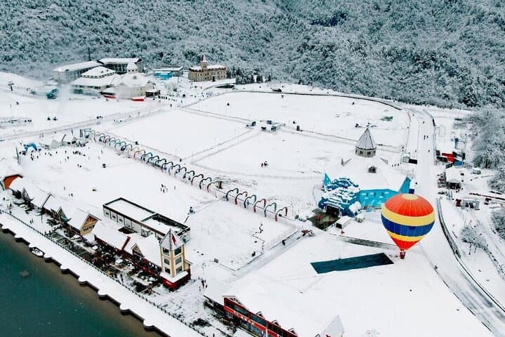 Xiling Snow Mountain Private Tour — Chengdu Day Trip to Skiing, Cloud Seas & Yin-Yang Boundary photo 3