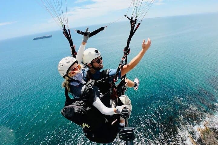 Tandem Paragliding Over Cape Town: Table Mountain & Atlantic Views (Hotel Pickup) photo 5