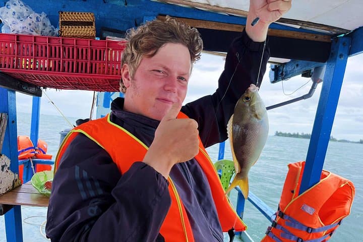 Private Phu Quoc Fishing Tour, Snorkel & Starfish Beach Seafood BBQ photo 1