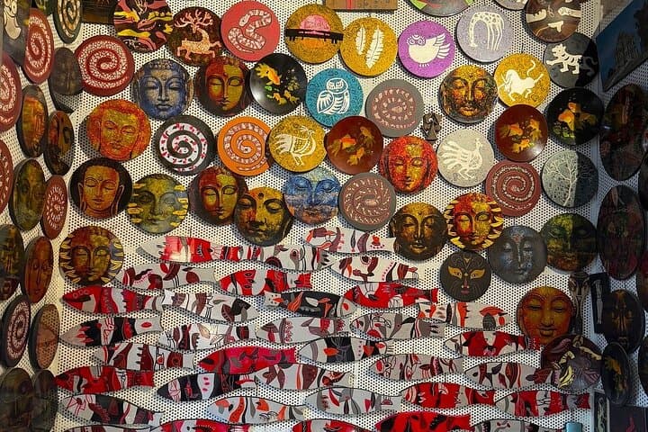 Hanoi Craft Villages Day Tour: Hat, Lacquer & Incense Workshops photo 4