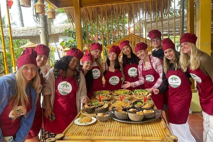 Hoi An Cooking, Lantern-Making & Cam Thanh Basket Boat Experience