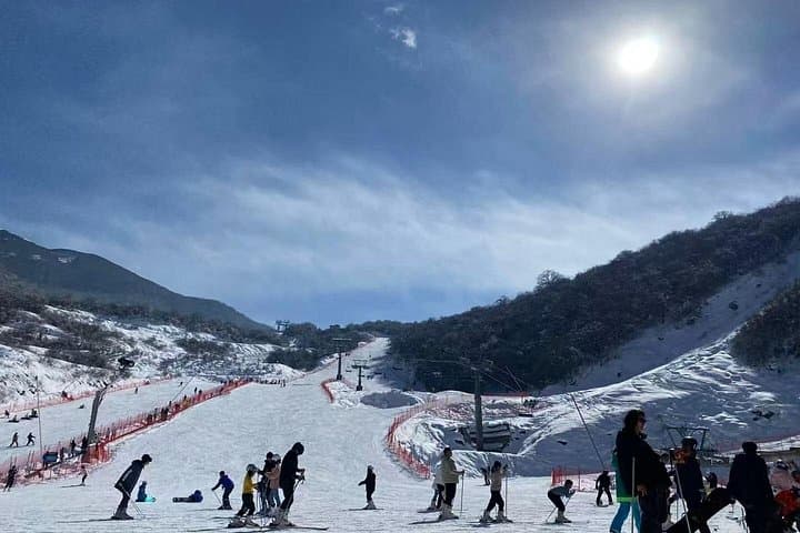 Taiziling Ski Resort Private Day Tour: Ski Jiuding Mountain Near Chengdu photo 4