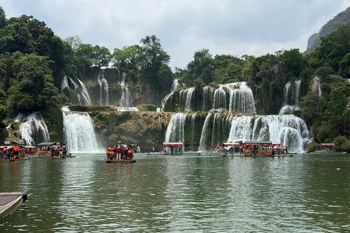 Cao Bang One-Day Motorbike Tour to Ban Gioc Waterfall, Nguom Ngao Cave & Angel Eye Mountain photo 4