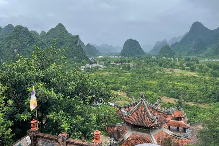 Cao Bang One-Day Motorbike Tour to Ban Gioc Waterfall, Nguom Ngao Cave & Angel Eye Mountain photo 6