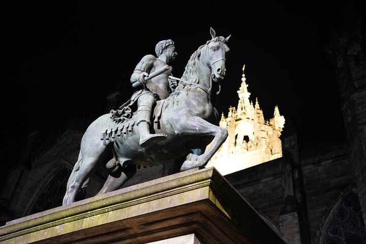 Edinburgh Photography Walking Tour: Master Manual Mode and Hidden Photo Spots photo 4