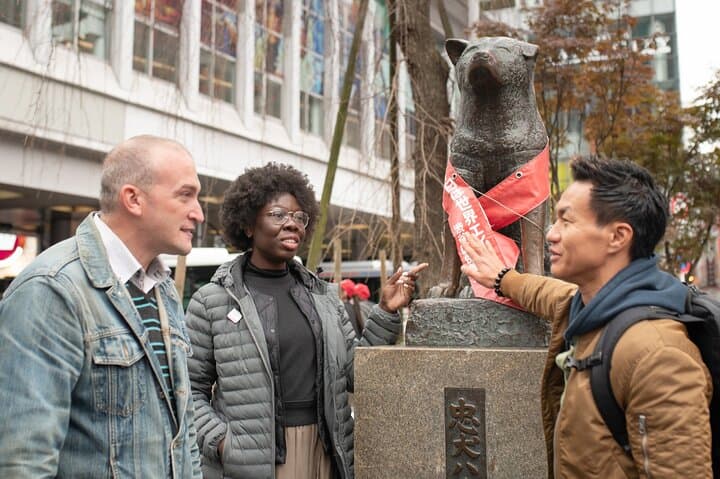 Private Tokyo History Walking Tour with Local Guide — Edo to Modern photo 3