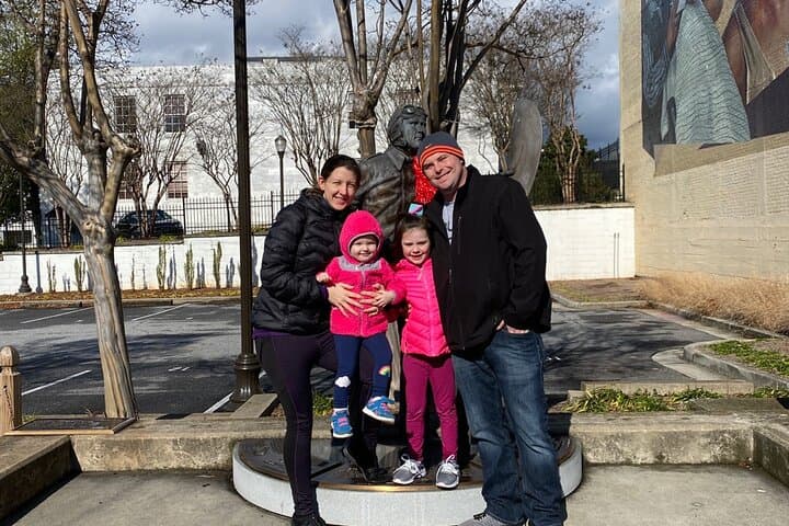 Athens Scavenger Hunt: 2-Hour Interactive Walking Tour of UGA & Downtown photo 4