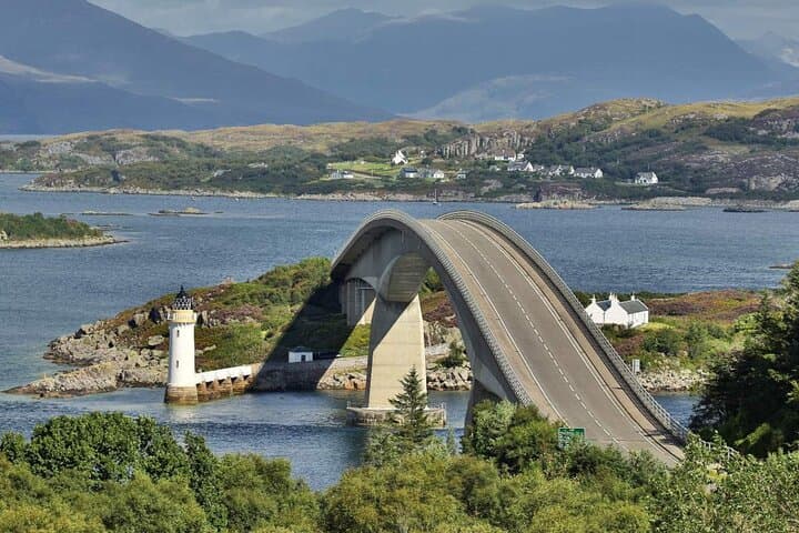 Self-Guided Isle of Skye Scenic Drive: GPS Audio Route & Best Stops photo 5