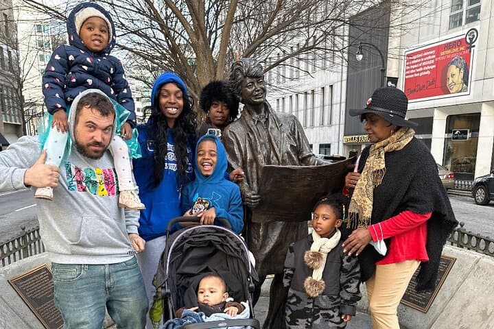 Atlanta Scavenger Hunt Interactive Walking Tour — Self-Guided City Adventure
