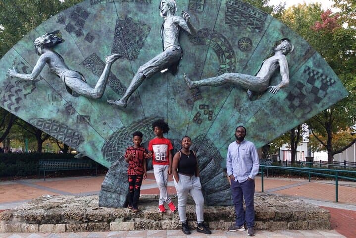 Atlanta Scavenger Hunt Interactive Walking Tour — Self-Guided City Adventure photo 4