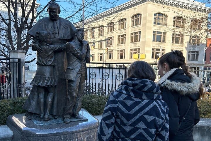 Baltimore Scavenger Hunt: Self-Guided Interactive Walking Tour photo 5