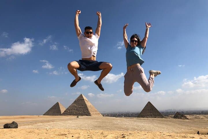 Giza Pyramids Private Tour: Pyramid Entry, Sphinx & Camel Ride