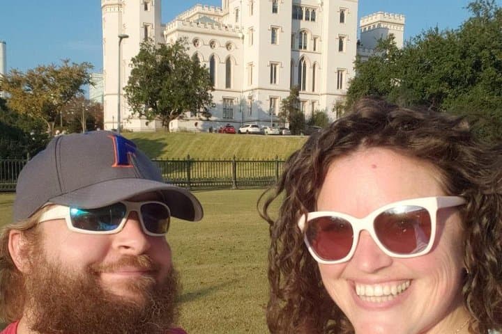 Baton Rouge Scavenger Hunt: Interactive Downtown Walking Tour of Old State Capitol & Shaw Center photo 2