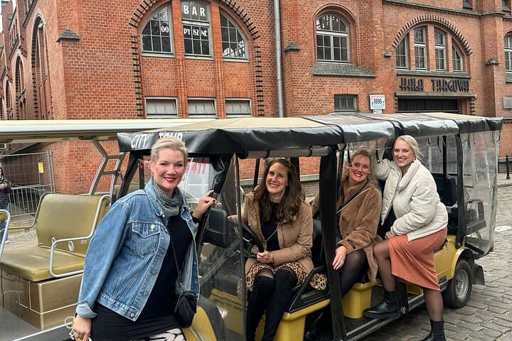 Gdańsk No Limit Beer Golf Cart Tour — Old Town Sights with Unlimited Beers photo 5