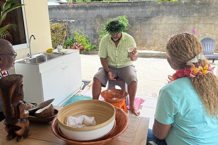Bora Bora Polynesian Cooking Master Experience: Tahitian Cooking Class & Island Lunch photo 3