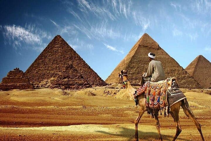 Full-Day Cairo: Giza Pyramids, Grand Egyptian Museum & Khan el-Khalili Bazaar photo 4
