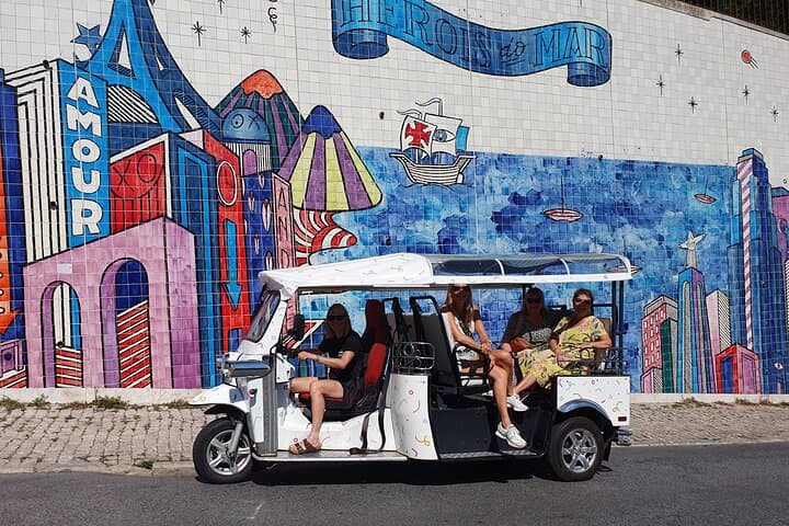 Lisbon Tuk-Tuk 3-Hour Seven Hills Tour: Hidden Viewpoints & Alfama Walk photo 3