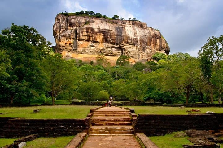 Classic Sri Lanka Journey: 12-Day Cultural, Wildlife & Coastal Adventure photo 2