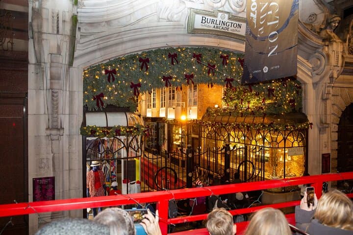 London Christmas Lights Tour on a Vintage Double-Decker Bus photo 5