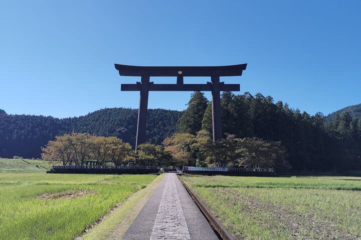Kumano Hongu Taisha: Pilgrimage, Purification & the Great Torii at Ōyunohara photo 3