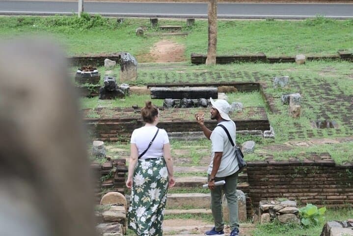 Full-Day Guided Walk Through Ancient Anuradhapura