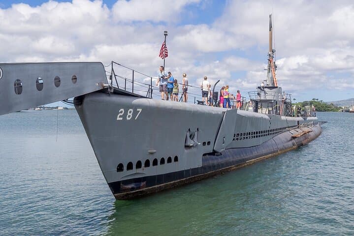 Complete Pearl Harbor Experience Tour: Skip-the-Line USS Arizona, Battleship Missouri & Aviation Museum photo 3