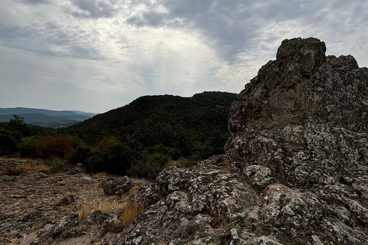 Hike Monte Pintangeli: Tolfa Trek with Cultural Audio Guide Near Rome