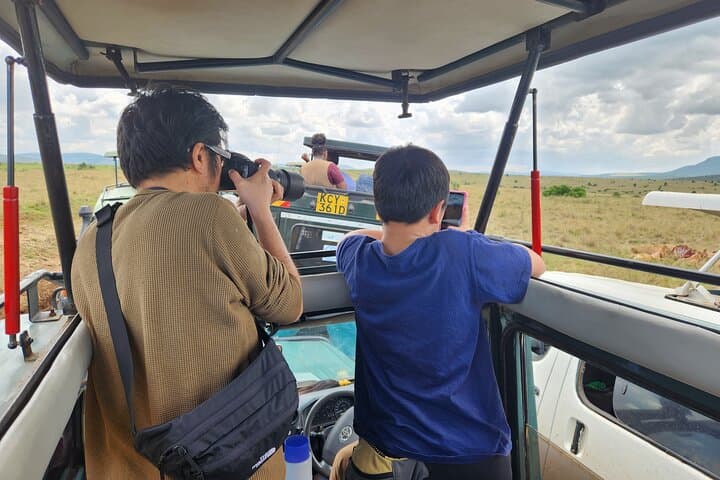 8-Day Best of Tanzania Safari: Materuni Falls to the Serengeti