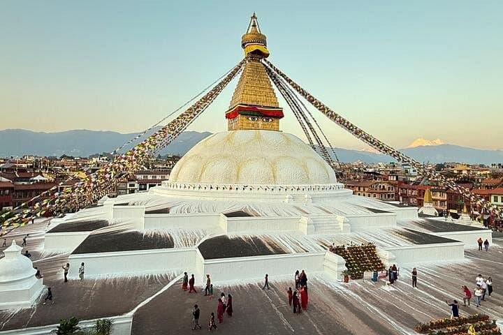 Full-Day Kathmandu World Heritage Tour: Swayambhunath, Durbar, Boudhanath & Pashupatinath photo 2
