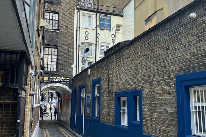 Jack the Ripper Walking Tour: Whitechapel True-Crime Walk & Victorian History photo 4