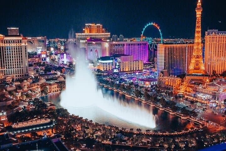 Window-Seat Helicopter Tour Over the Las Vegas Strip photo 2