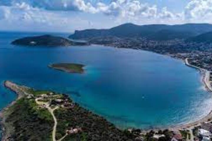 Athens Greek Bites and Tales Cruise: South Euboean Gulf Food & Culture Sail photo 2