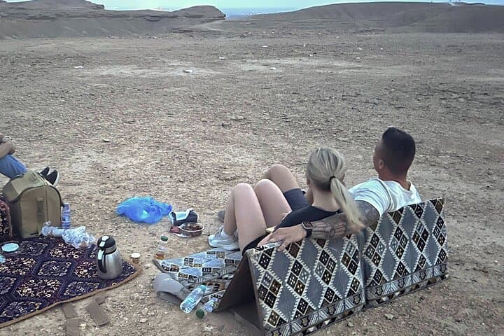 Edge of the World 4x4: Bat Cave, Camels & Sunset Hike from Riyadh photo 5