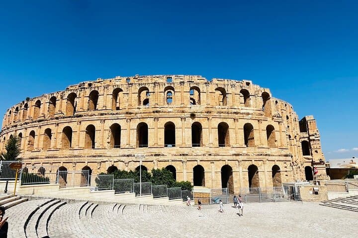 El Djem in a Day: Explore Tunisia's Roman Coliseum and Monastir Coast