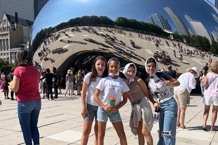 Chicago Scavenger Hunt in Millennium Park: Interactive Self-Guided Walking Tour