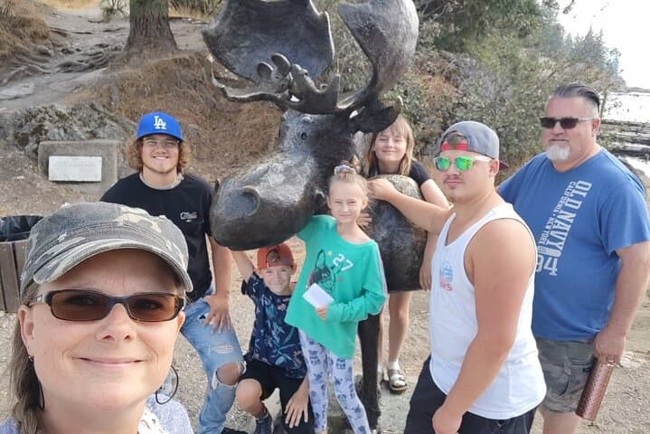 Explore Coeur d'Alene: App-Led Scavenger Hunt on Tubbs Hill & McEuen Park photo 3